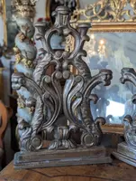 Coppia di candelieri d'altare a cinque luci in legno intagliato e argentato – Toscana, XVIII secolo