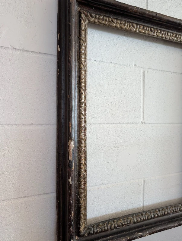 Cornice italiana di fine Seicento