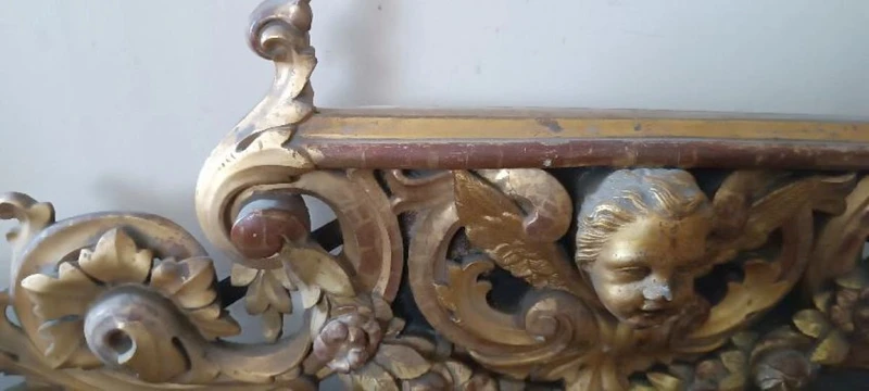 Grande antico fregio in legno dorato e intagliato xix secolo