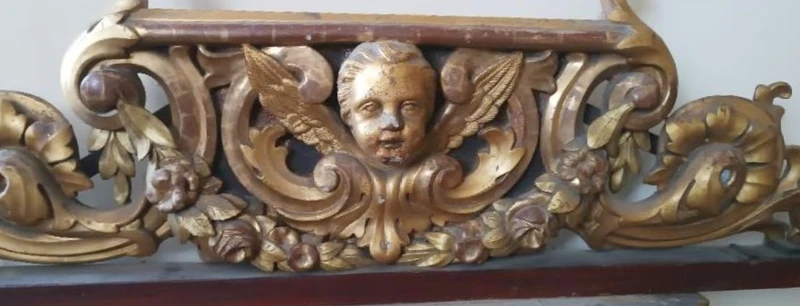 Grande antico fregio in legno dorato e intagliato xix secolo