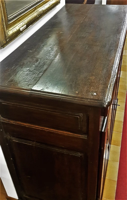 Buffet italien du début du XVIIIe siècle