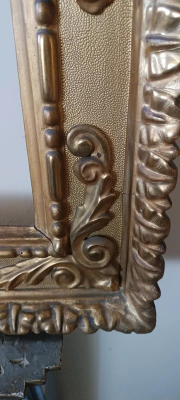 Antique gilded wooden frame