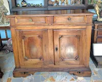 18th-century two-door sideboard in Piedmont walnut