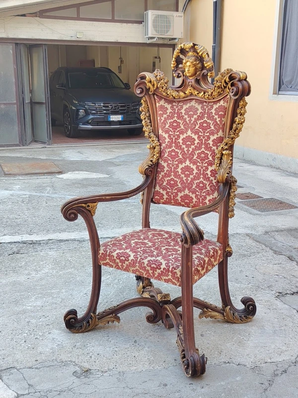 Large, carved Baroque ceremonial throne from the 19th century