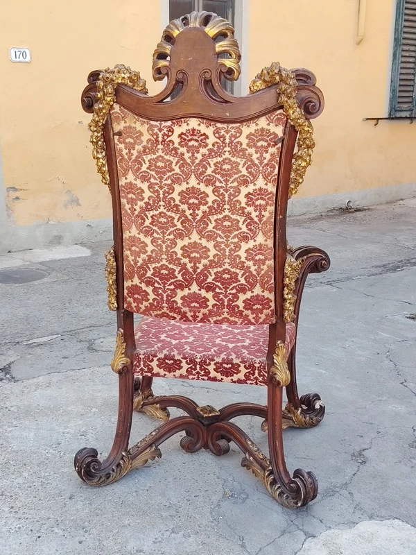 Large, carved Baroque ceremonial throne from the 19th century