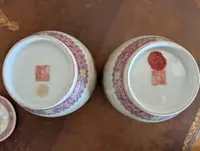 Pair of Chinese porcelain vases with lids, decoration "children in the garden"