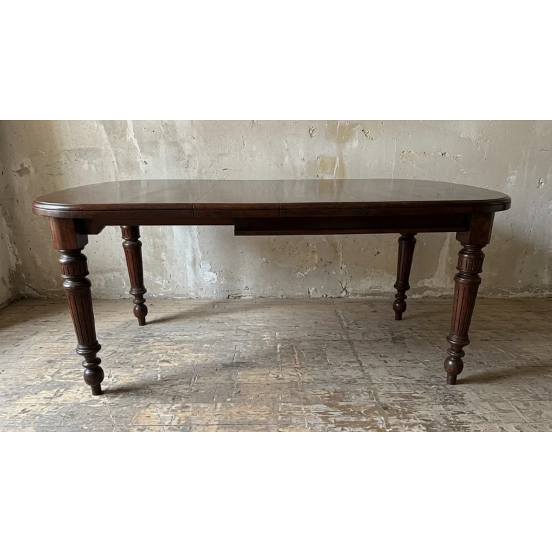 Tavolo da pranzo allungabile in mogano inglese, fine XIX secolo (circa 1880-1900)