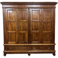 Armoire Carlo X à quatre portes, de style lombard, en noyer. Milan, première moitié du XIXe siècle