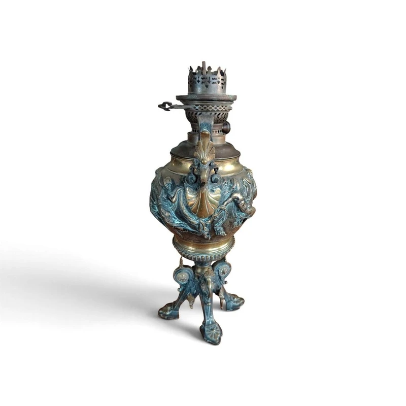 Grande lampada a petrolio da tavolo antica in bronzo in stile neoclassico, fine 800