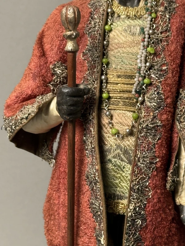 Rare mannequin en bois représentant un majordome noir – XVIIIe siècle – Venise