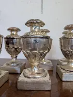 Gruppo di sei porta palme in legno scolpito e argentato