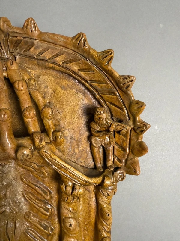 Rara acquasantiera ispano-moresca in terracotta - periodo XVIII secolo