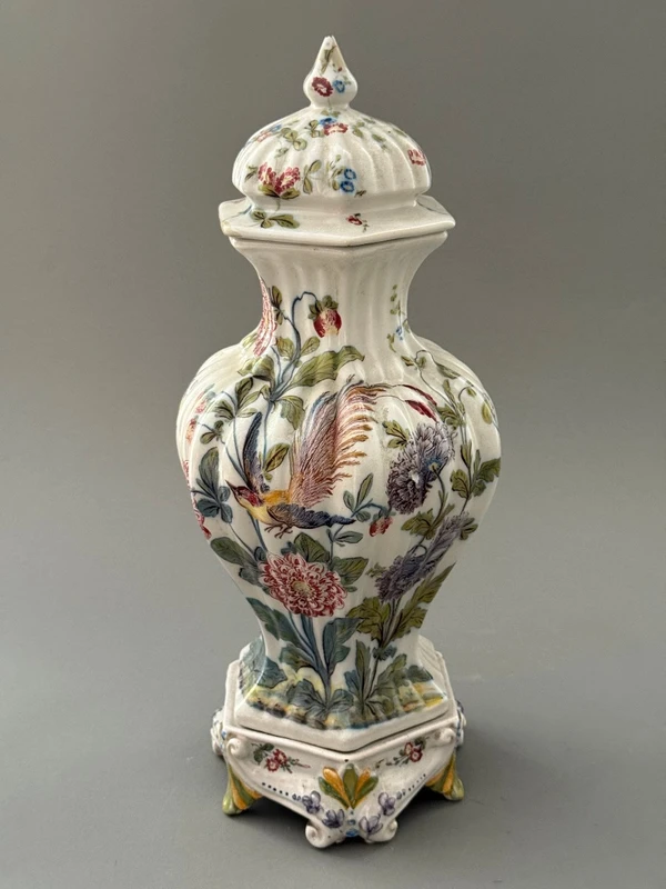Vases « potiche » en majolique de la manufacture Antonibon, Nove Di Bassano – XIXe siècle