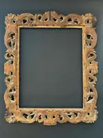 Cadre en bois sculpté et doré. Bologne, XVIIe siècle