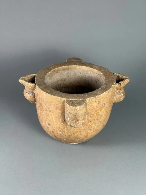 Yellow marble mortar from the Torri del Benaco—16th century