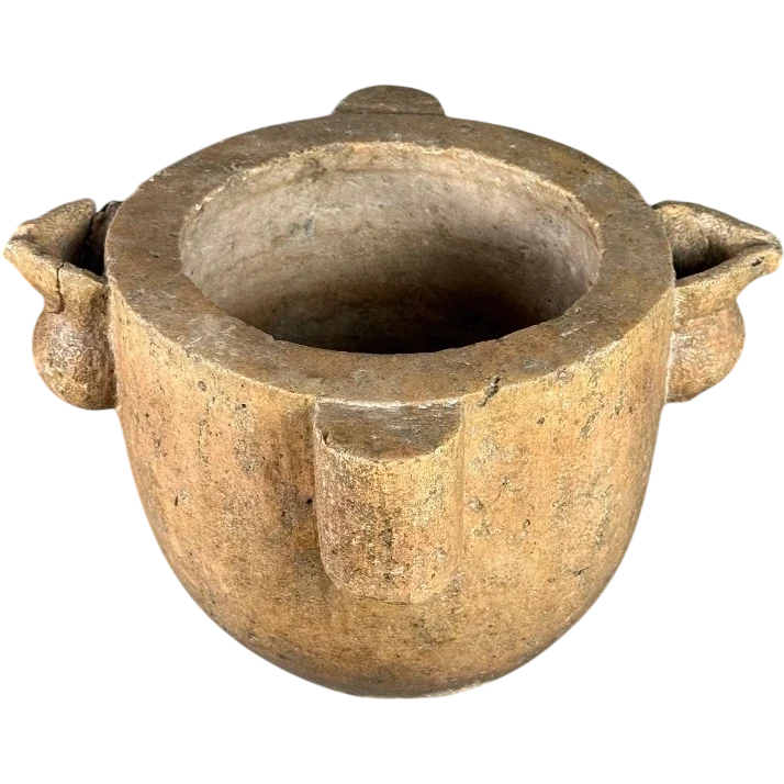 Yellow marble mortar from the Torri del Benaco—16th century