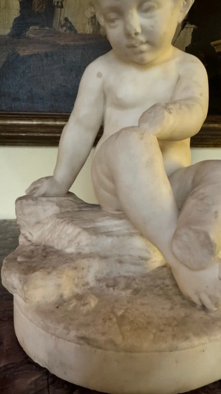 Bambina in marmo statuario - fine XVIII secolo