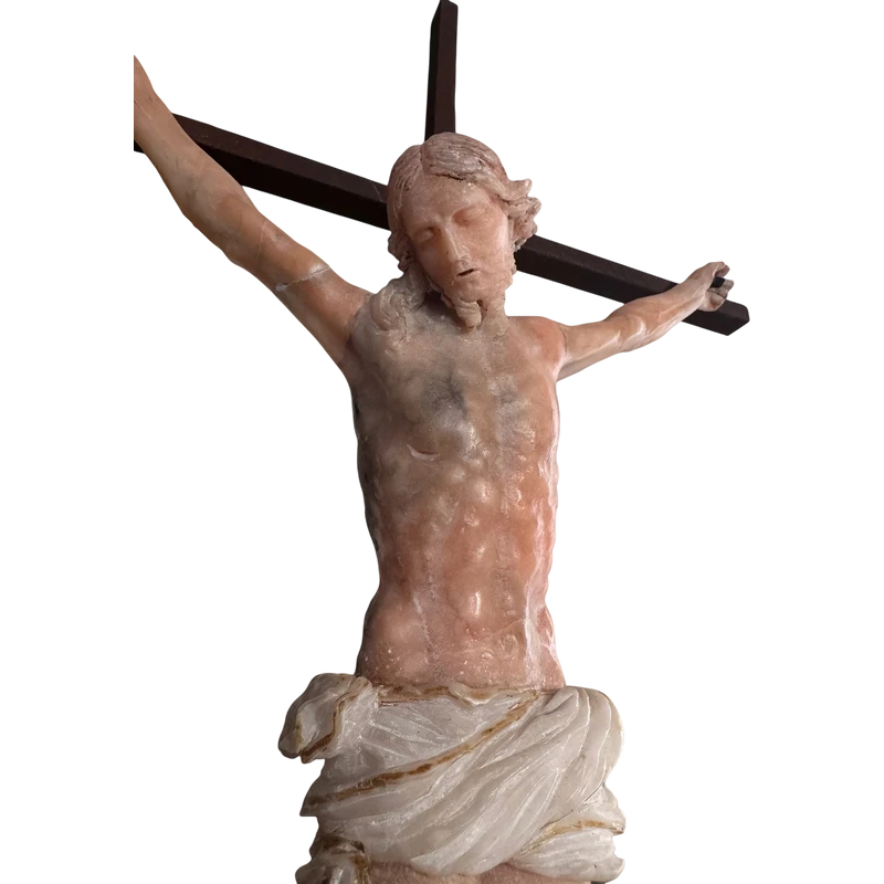 Cristo in alabastro rosa.XVIII secolo