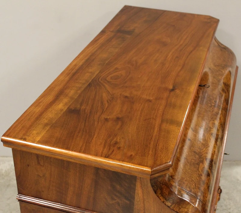Ancienne commode à abattants de style Louis-Philippe en noyer, XIXe siècle