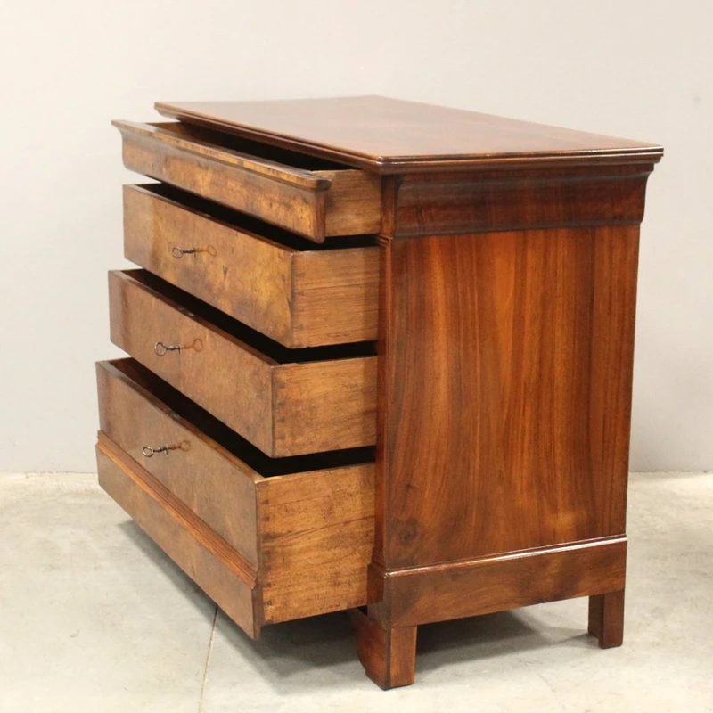Antique 19th-century Luigi Filippo-style cappuccino-colored walnut chest of drawers