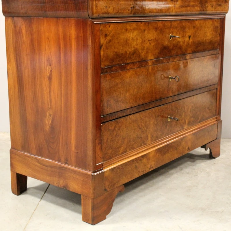 Antique 19th-century Luigi Filippo-style cappuccino-colored walnut chest of drawers