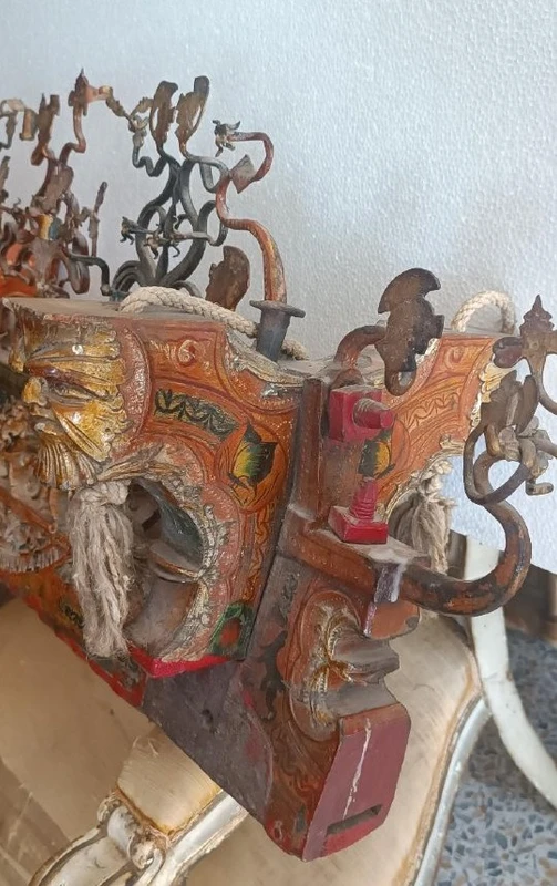 Importante parte di carretto siciliano Fratelli Vaccaro - Vizzini primi xx secolo -Lampadario