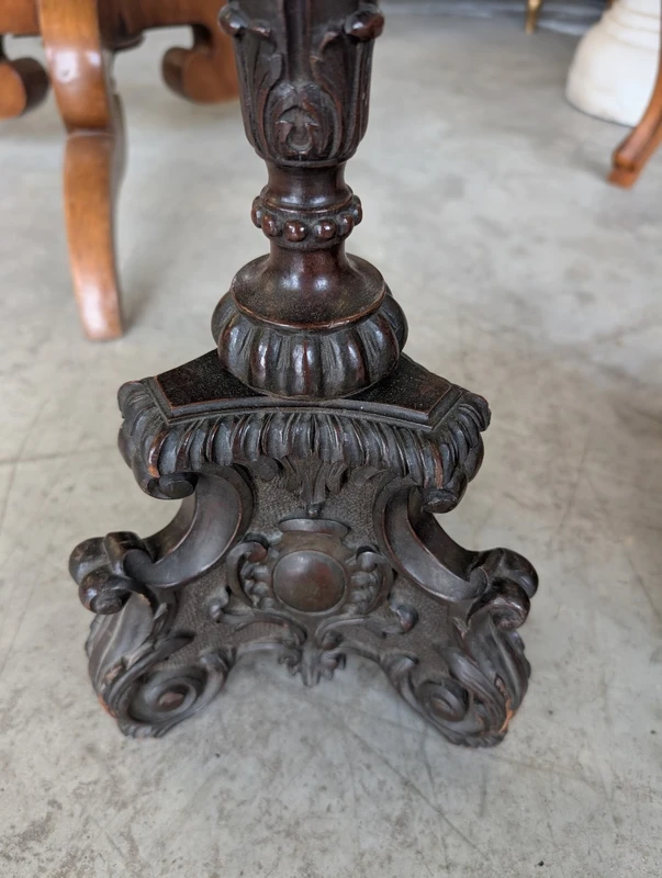 Coppia di tavolini neorinascimentali – Seconda metà del XIX secolo