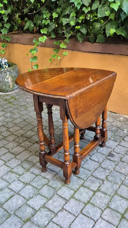 Tavolino consolle antico a bandelle inglese