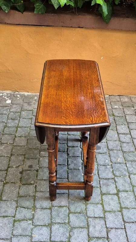 Tavolino consolle antico a bandelle inglese