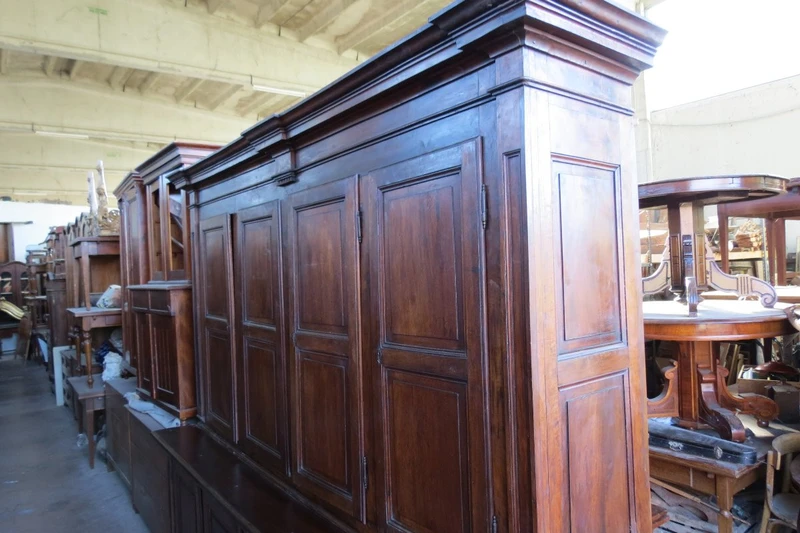 Credenza sacrestia antica doppiocorpo lombarda