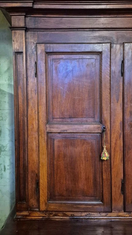Credenza sacrestia antica doppiocorpo lombarda