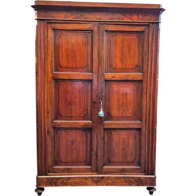 Antique paneled sideboard from Emilia, made of walnut