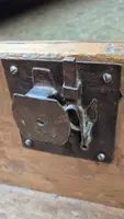 Cassettone canterano antico veneto del '600 intarsiato