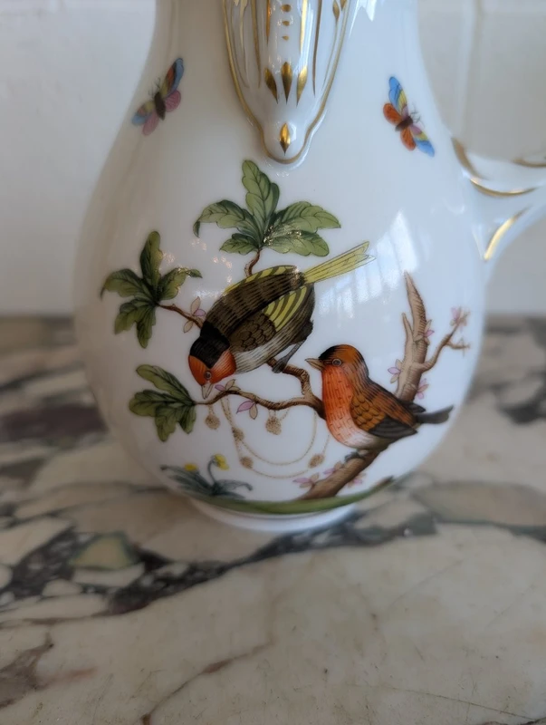 Cioccolatiera in porcellana dipinta a mano – Manifattura Herend