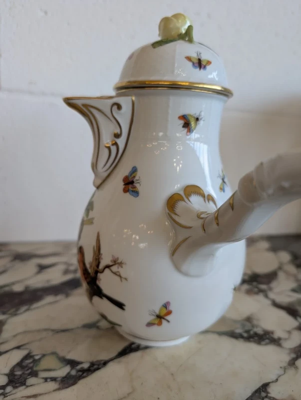 Cioccolatiera in porcellana dipinta a mano – Manifattura Herend