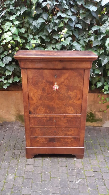Secretaire antico Luigi Filippo cappuccino in noce e radica