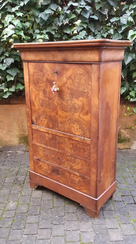 Secretaire antico Luigi Filippo cappuccino in noce e radica