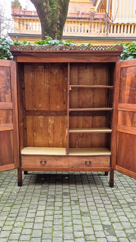 Antique Emilian Empire-style sideboard in walnut