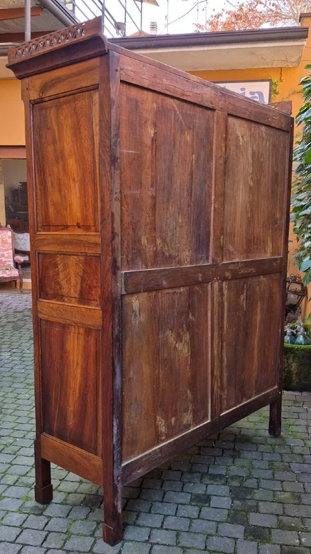 Antique Emilian Empire-style sideboard in walnut