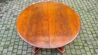 Antique extendable round walnut table, 2.7 meters