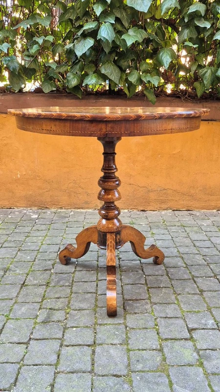 Antique round coffee table by Rolo with inlaid design
