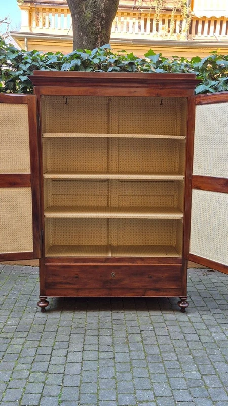 Antique Modena-style sideboard in walnut