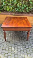 Antique square extendable table with an Emilian-style pull-out mechanism, made of cherry wood