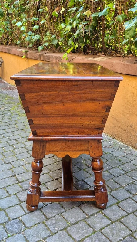 18th-century Piedmontese sideboard / panara