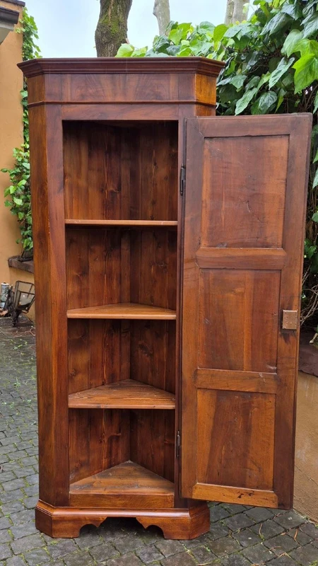 Antique Lombard cantonal corner cabinet in walnut