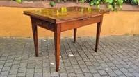 Antique 19th-century extendable table with spindle legs