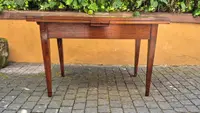 Antique 19th-century extendable table with spindle legs
