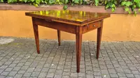 Antique 19th-century extendable table with spindle legs