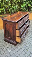 Commode à tiroirs ancienne de Reggio, datant du XVIIe siècle
