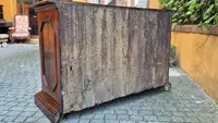Commode à tiroirs ancienne de Reggio, datant du XVIIe siècle